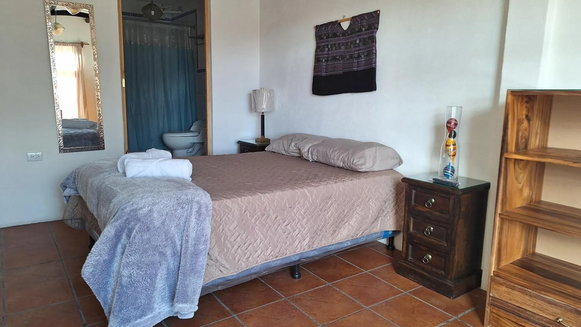 Habitacion Acogedora, Vista A Los Volcanes Desde Balcon Wifi 60 Megas C Antigua Konukevi